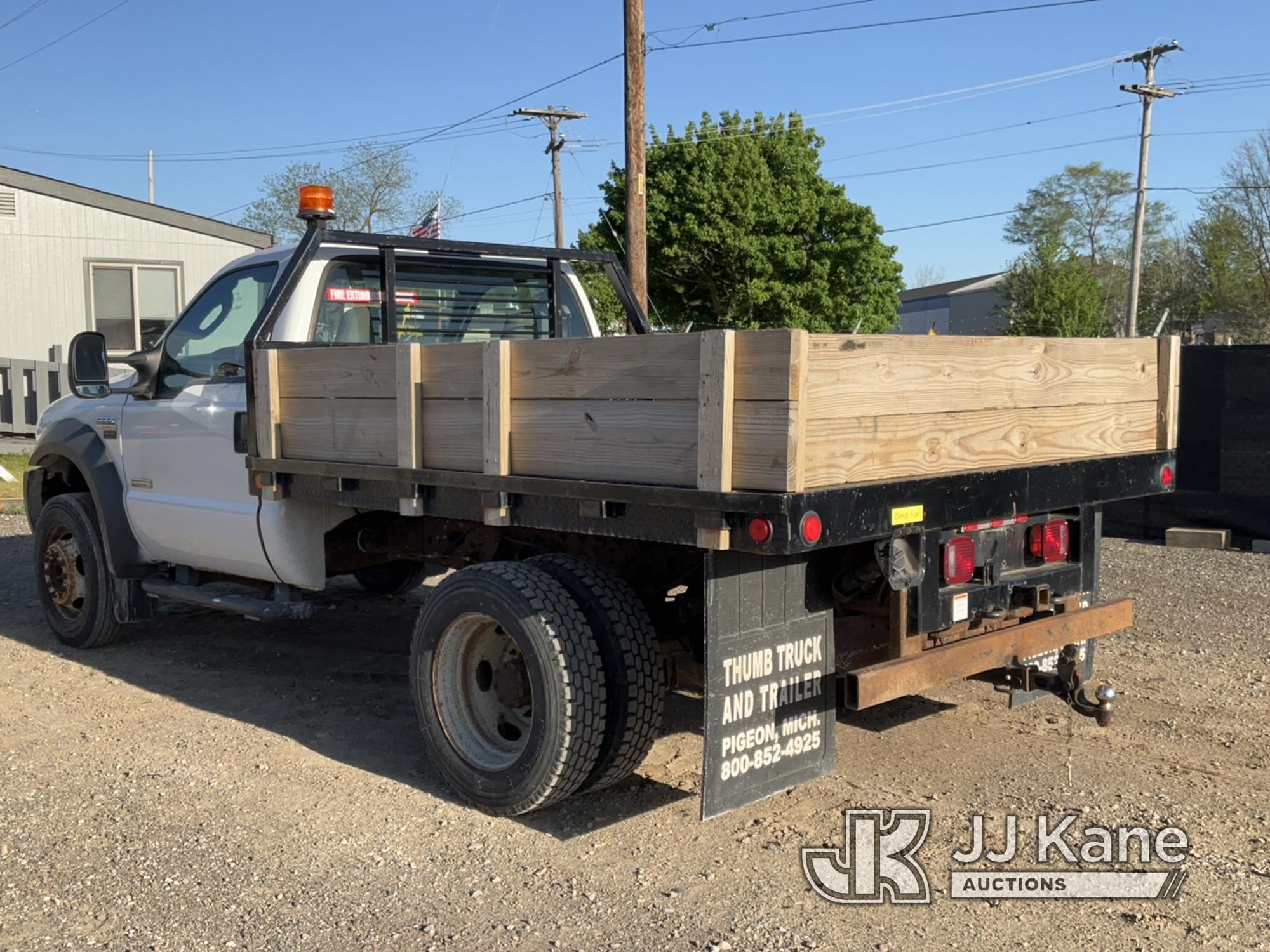 (Charlotte, MI) 2005 Ford F550 Flatbed Truck Runs, Moves, Rust