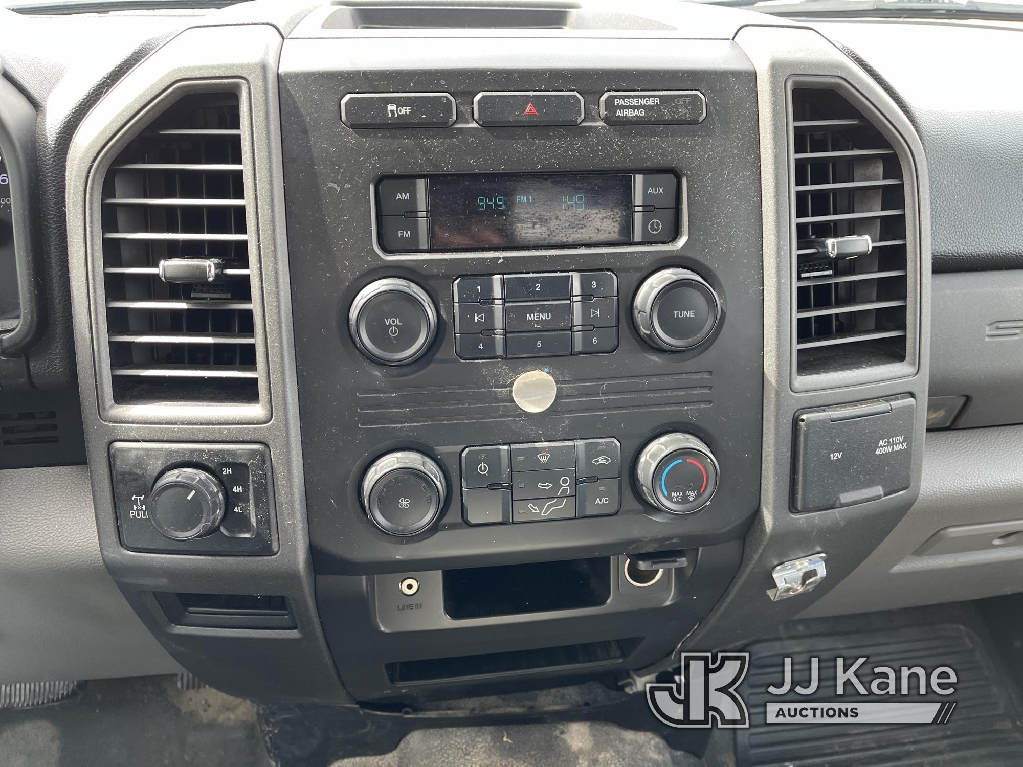 (Smock, PA) 2017 Ford F250 4x4 Extended-Cab Enclosed Service Truck Runs & Moves, Check Engine Light