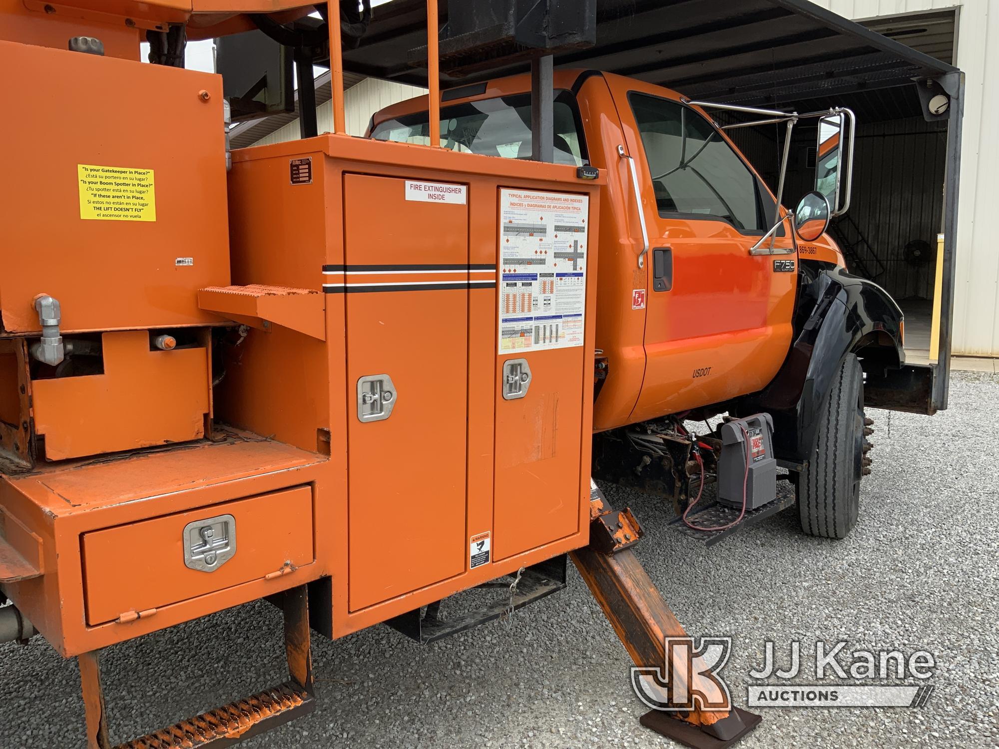 (Fort Wayne, IN) Altec LR760E70, Over-Center Elevator Bucket Truck mounted behind cab on 2013 Ford F