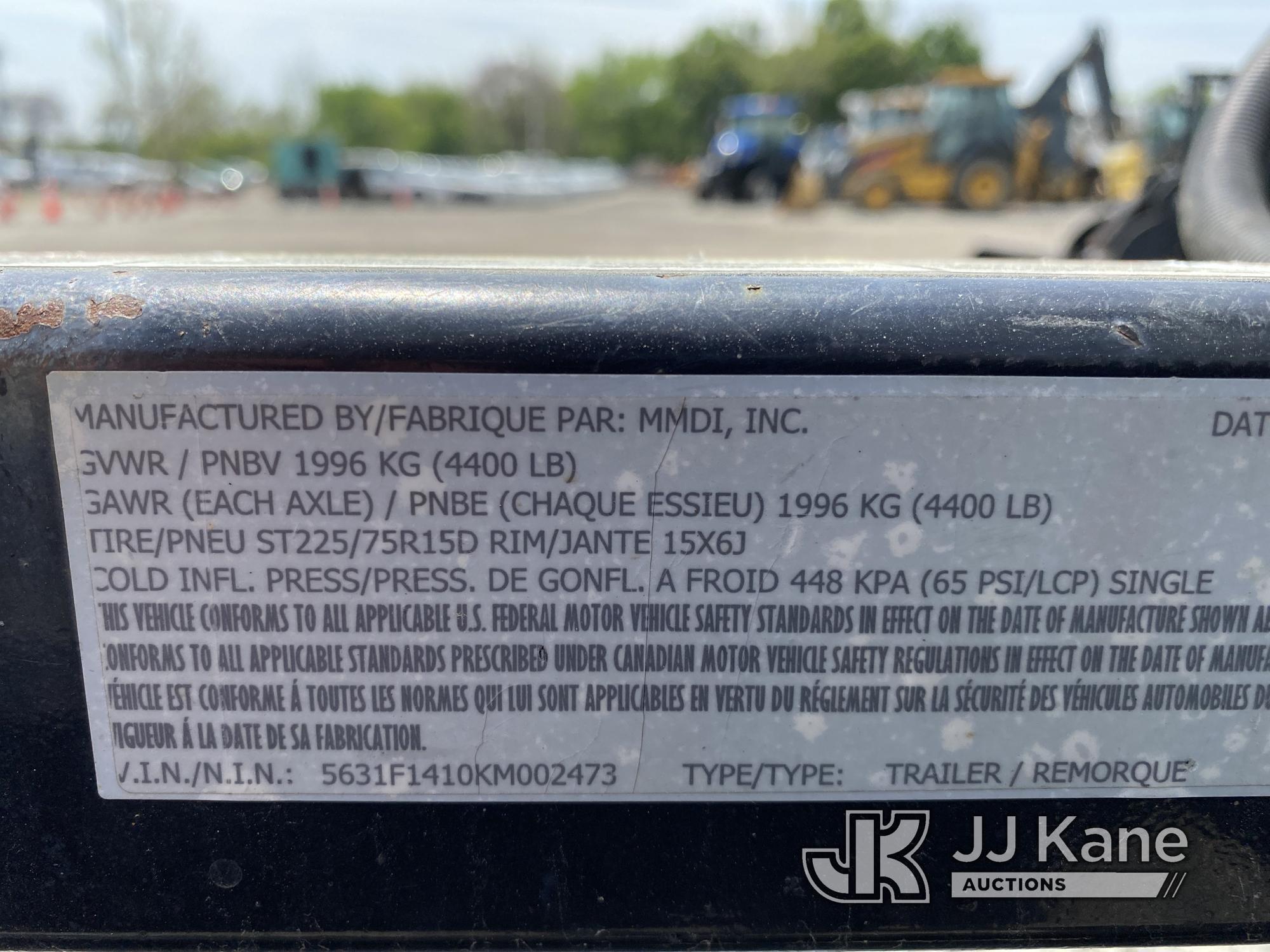 (Plymouth Meeting, PA) 2002 Toro Dingo TX-420 Walk Behind Crawler Skid Steer Loader W/ Support Trail