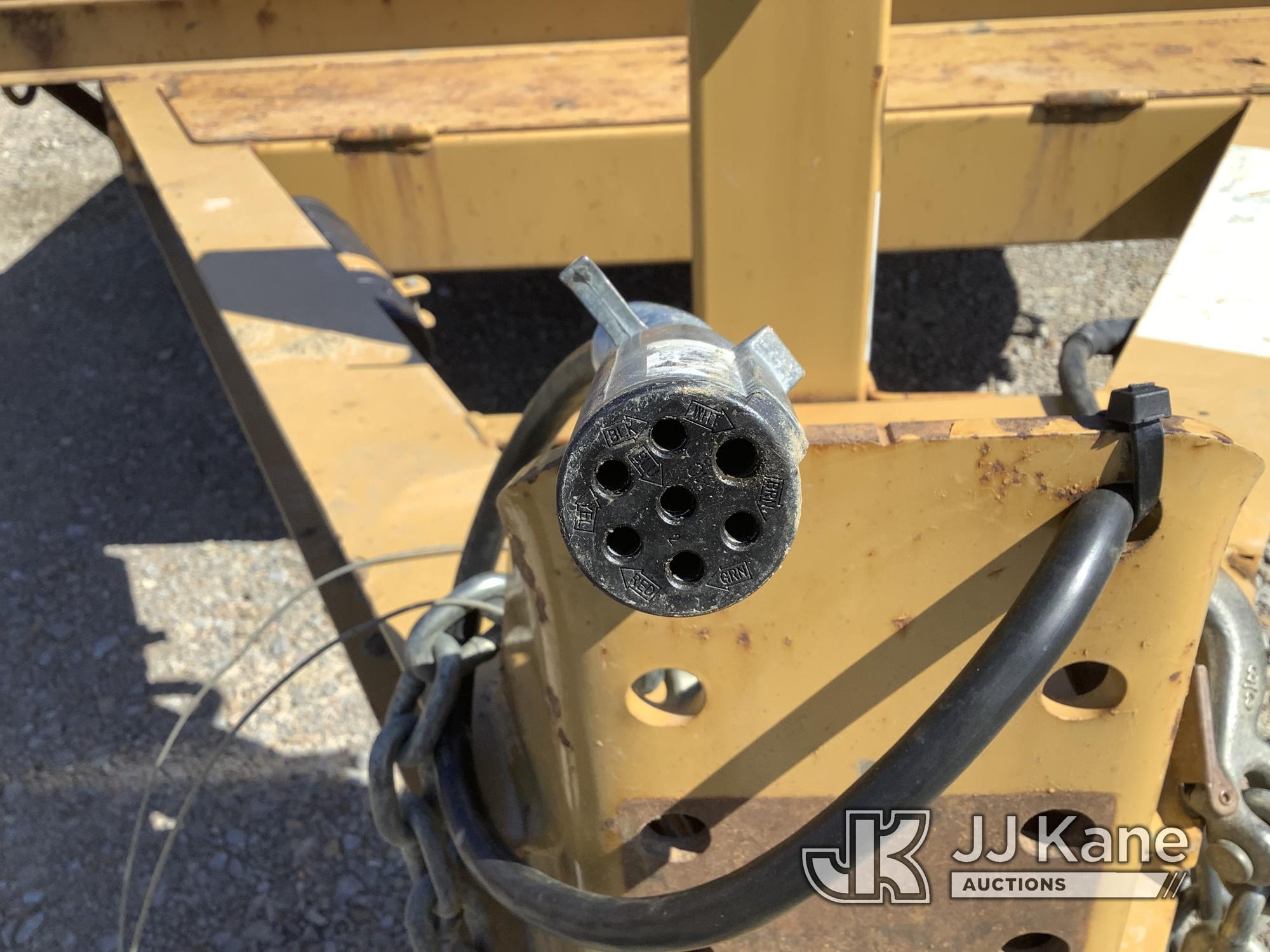 (Smock, PA) 2019 Monroe Towmaster T-12D T/A Tagalong Equipment Trailer Rust Damage
