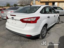(Jurupa Valley, CA) 2012 Ford Focus 4-Door Sedan Runs & Moves