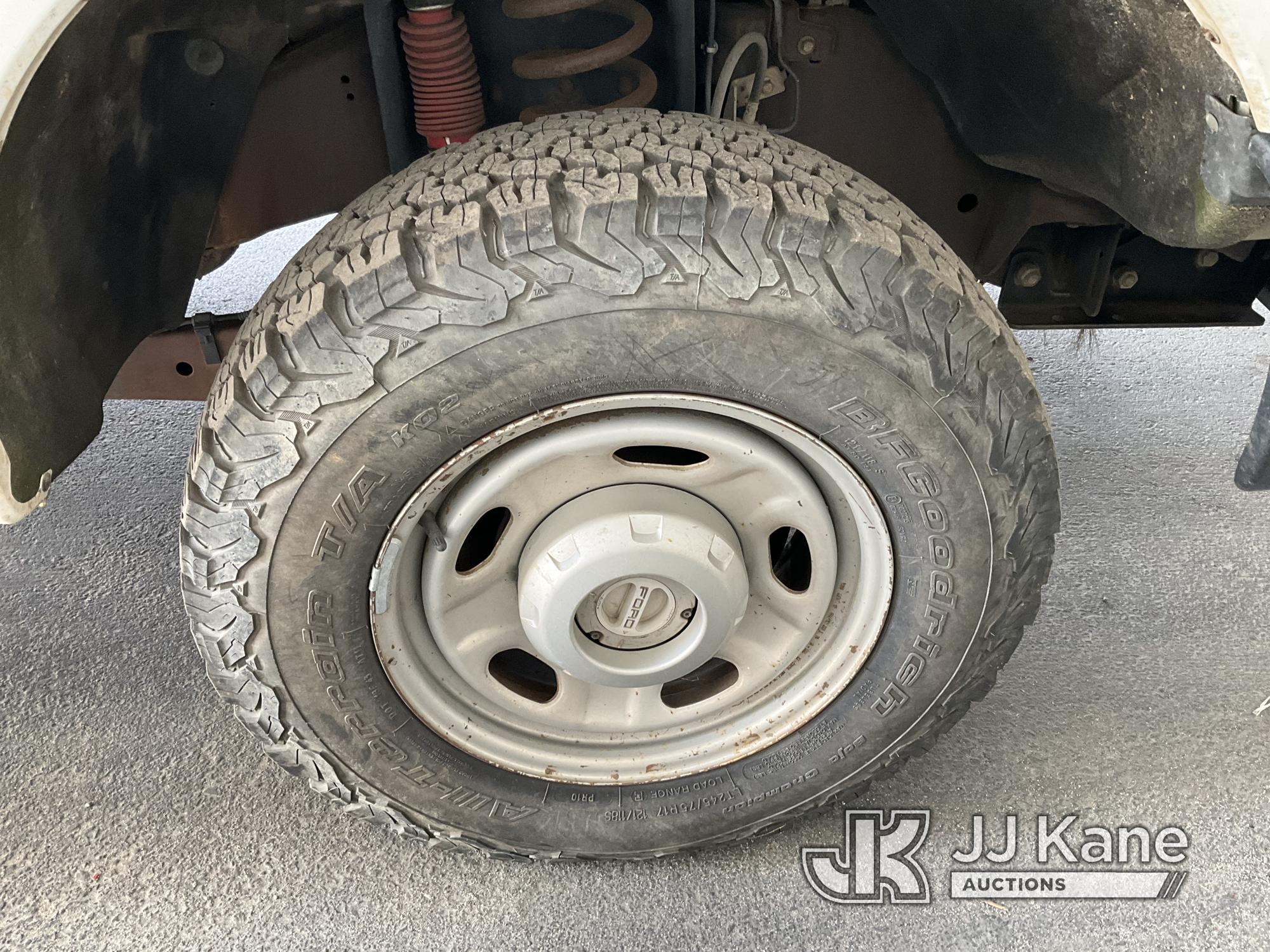 (Jurupa Valley, CA) 2012 Ford F250 4x4 Cab & Chassis Runs & Moves