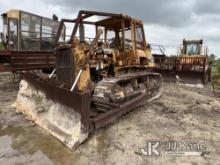 (Lake Butler, FL) 1987 Komatsu D58E1 Crawler Tractor Dose Not Run, Move, or Operate, Condition Unkno