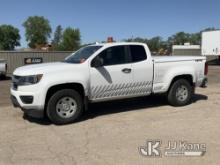 2015 Chevrolet Colorado 4x4 Extended-Cab Pickup Truck Runs & Moves) (Paint Damage, Body Damage (refe