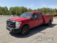 (Wells, ME) 2013 Ford F350 Crew-Cab Service Truck Runs & Moves) (Jump to Start) (Body/Rust Damage, W
