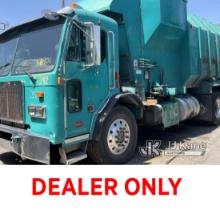 2006 Peterbilt 320 Side Load Recycling Truck, Pete 3 Axle Side Loader Dealer Only Runs and Moves par