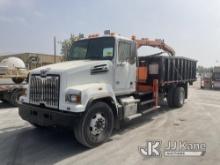Peterson TL3, Grappleboom Crane , 2020 Western Star Trucks 4700SF Dump Truck Runs & Moves