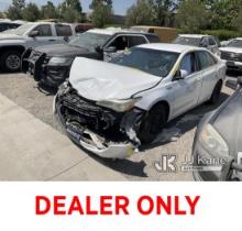 (Jurupa Valley, CA) 2017 Toyota Camry Hybrid 4-Door Sedan Not Running, No Key, Body Damage, Paint Da