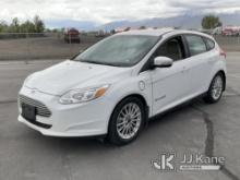 2015 Ford Focus Electric 4-Door Hatch Back Runs & Moves) (No Charger