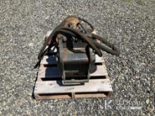 (Portland, OR) Bobcat Attachment Hydraulic Breaking hammer Operates