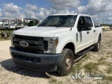 2018 Ford F250 4x4 Crew-Cab Pickup Truck Runs & Moves) ( Body Damage) (FL Residents Purchasing Title