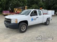 (Charlotte, NC) 2013 Chevrolet Silverado 1500 4x4 Extended-Cab Pickup Truck Runs & Moves) (Body Dama