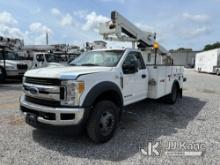 Versalift SST40EIH-01, Articulating & Telescopic Bucket Truck center mounted on 2017 Ford F550 4x4 S