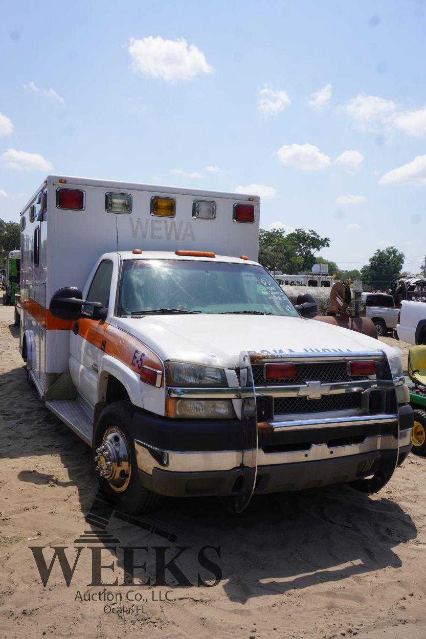 GMC 3500 AMBULANCE