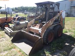 5-01116 (Equip.-Loader skid steer)  Seller: Gov-City of Temple Terrace BOBCAT 64