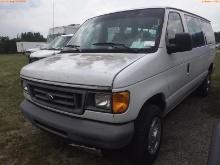 6-09112 (Cars-Van 5D)  Seller: Gov-Pinellas County Sheriffs Ofc 2006 FORD E350