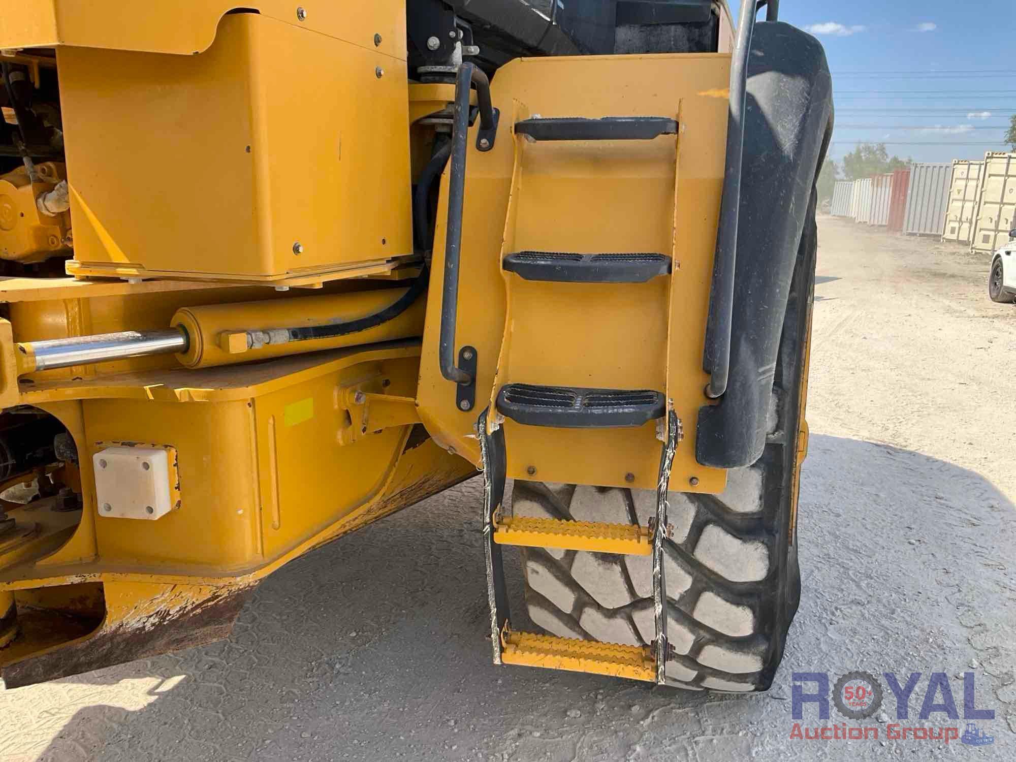 2021 John Deere 410E 40 Ton Articulated Off Road Dump truck