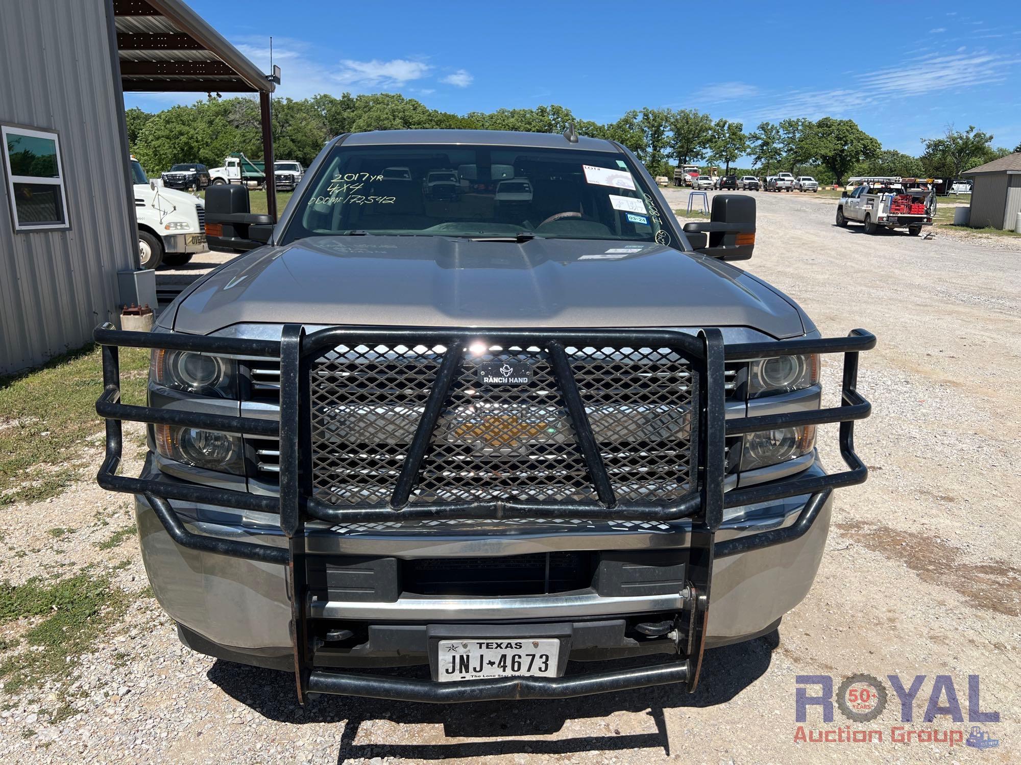 2017 Chevrolet Silverado 2500HD 4x4 Double Cab Pickup Truck