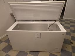 KENMORE CHEST FREEZER, AS NEW COND., MOD. KLFC015MWDO, 60"X26"X34"