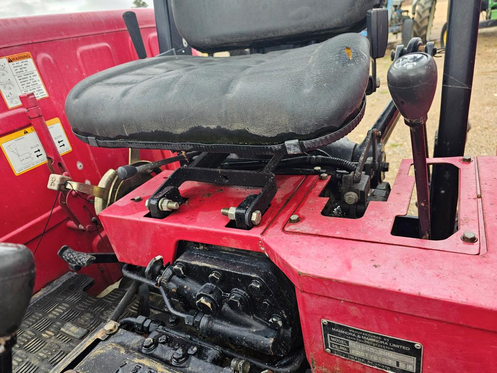 Mahindra 4565 Tractor, s/n Y2183 (Salvage): Loader w/ Bkt., Motor Locked Up