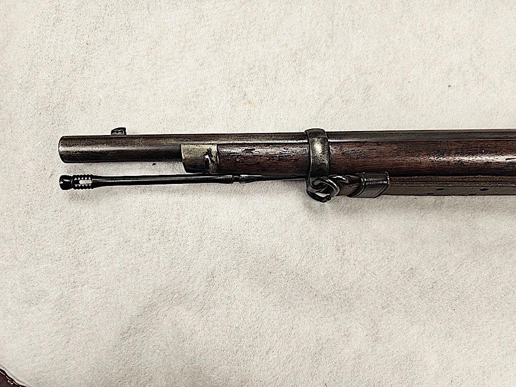 US SPRINGFIELD MODEL 1873 RIFLE, CAL 45/70, ORIGINAL STRAP, AND CLEANING RO