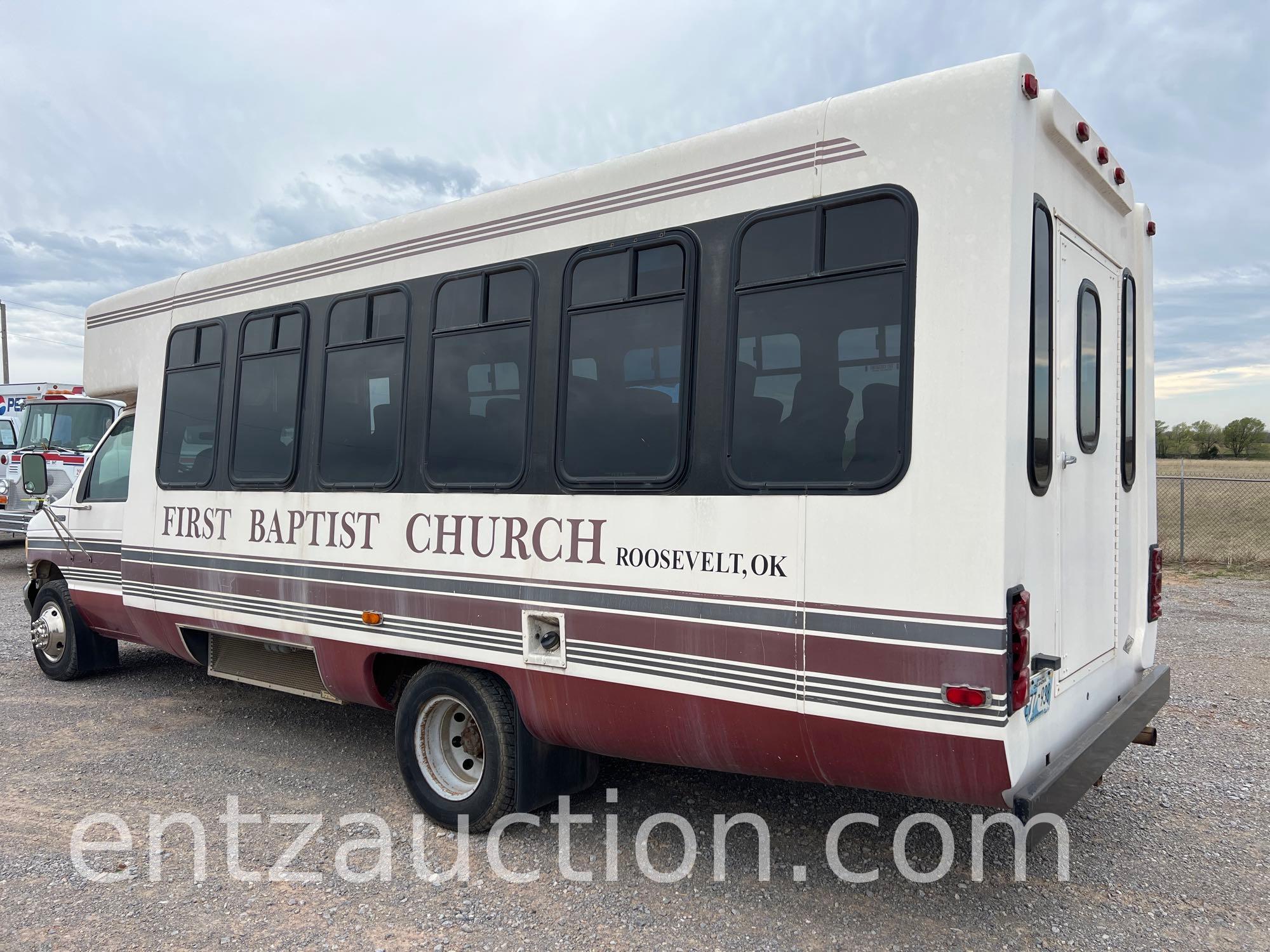 1993 FORD PEOPLE MOVER, 25 PASSENGER,