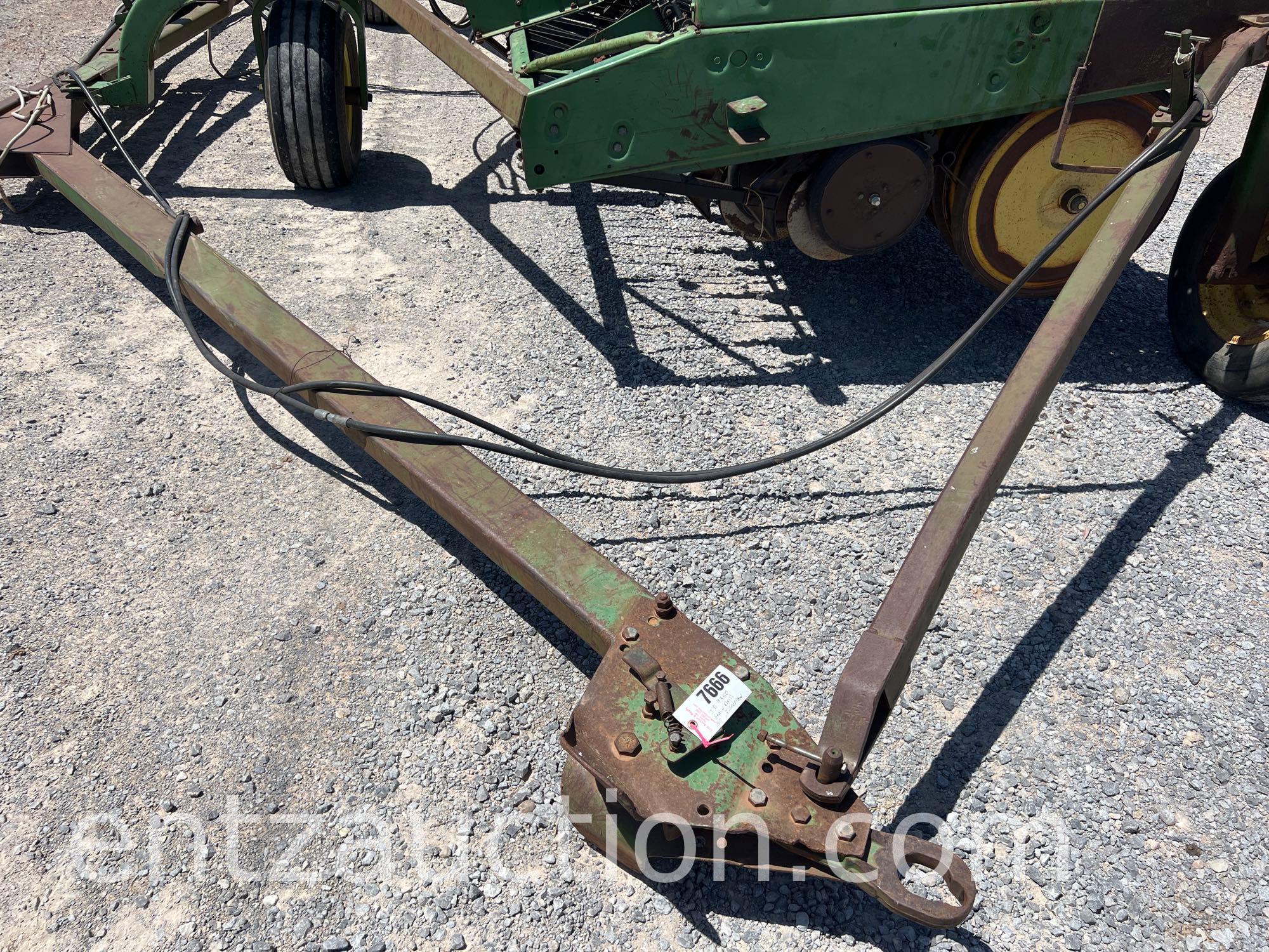 JD 9350 GRAIN DRILL, 30', 3 SECTION, 7" SPACING,