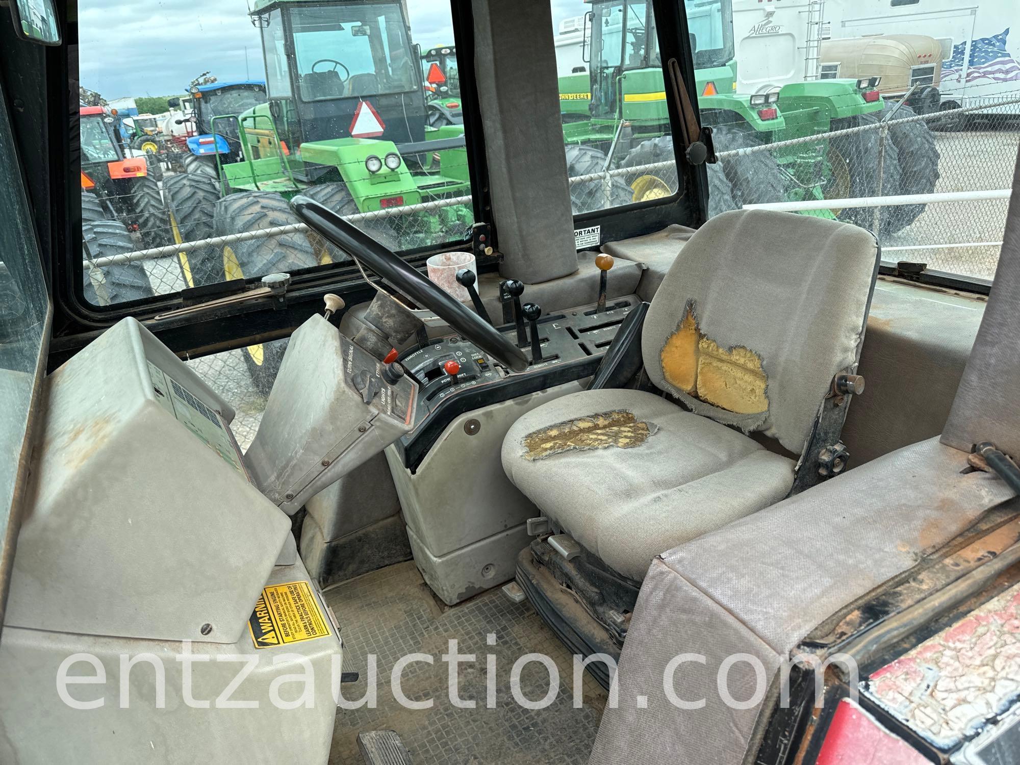 1985 CASE IH 2294 TRACTOR, C&A,