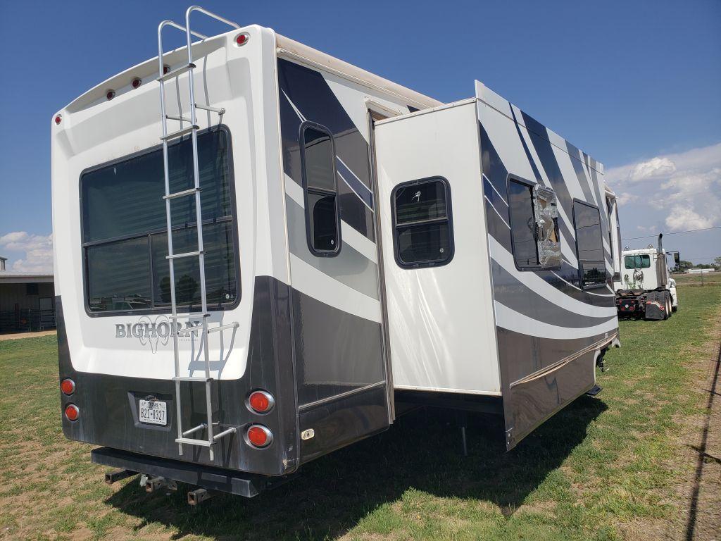 2013 HEARTLAND RV Bighorn, Big Country, Landmark, Silverado Travel Trailer