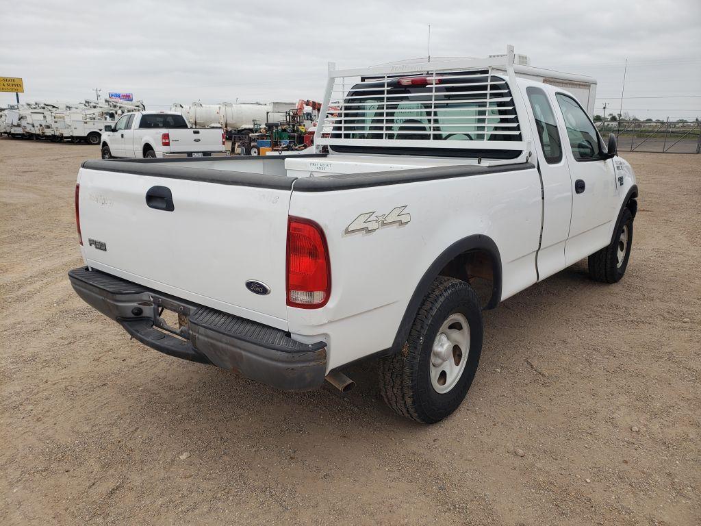 2002 Ford F150 XL Supercab 2D XL