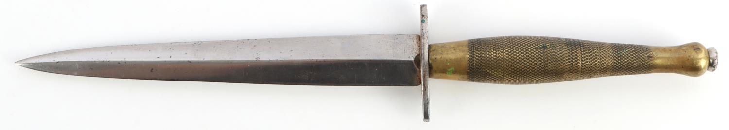 WWII BRITISH FAIRBAIRN SYKES D-012 COMMANDO KNIFE