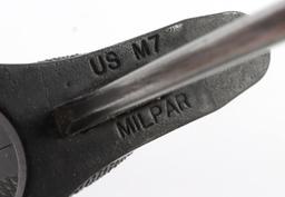 CAMILLUS MC1 PARATROOP KNIFE & MILPAR M7 BAYONET