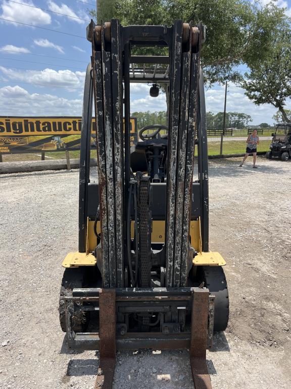 YALE 5,000LB CUSHION TIRE FORKLIFT