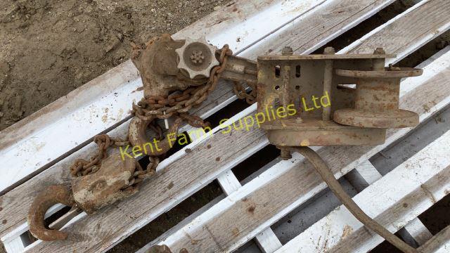 2 SPINDLES & CHAIN FALL,WINCH