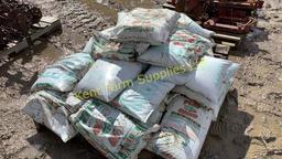 20 BAGS OF 20KG SAND