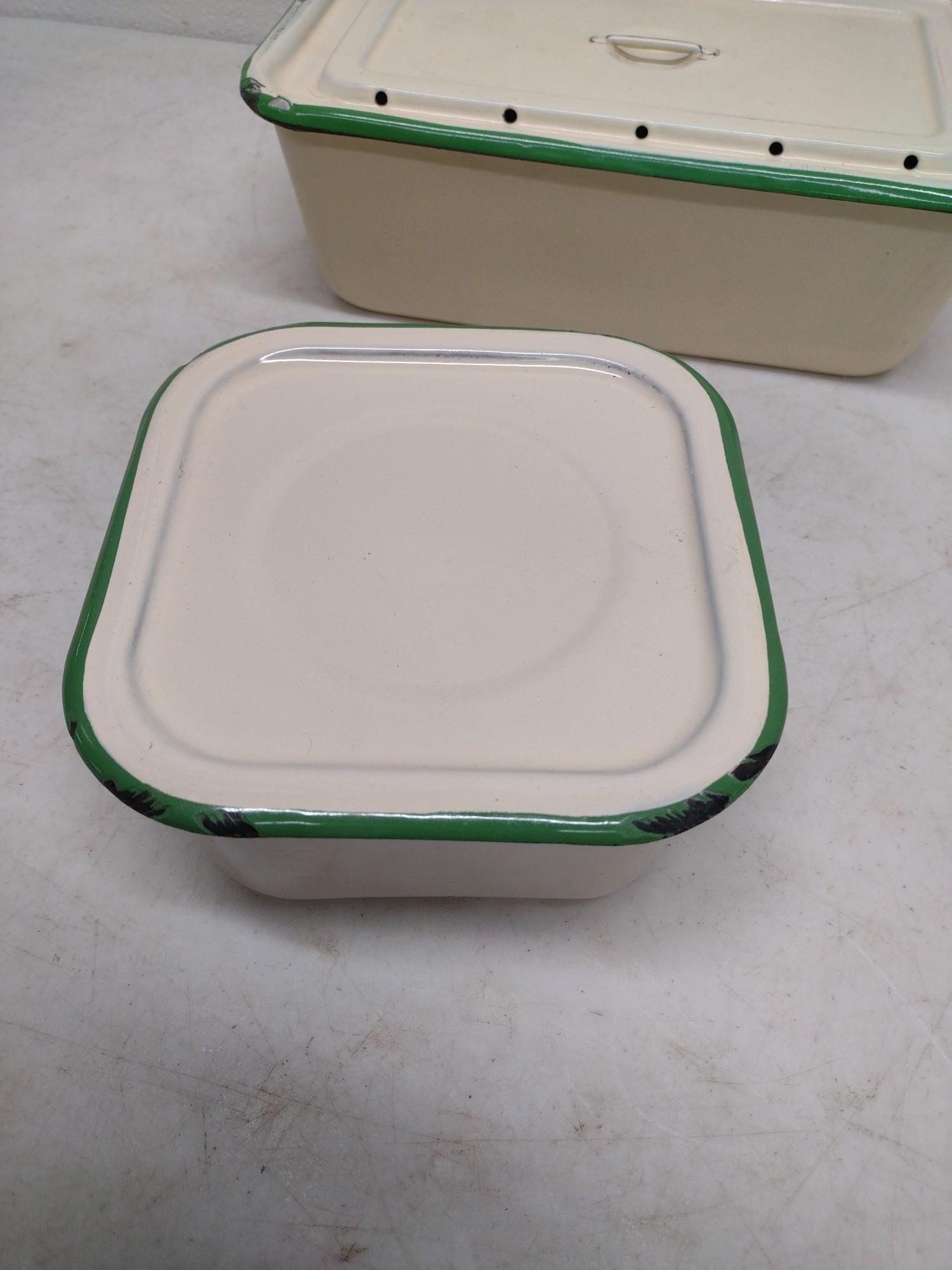 3 Enamelware Containers With Lids