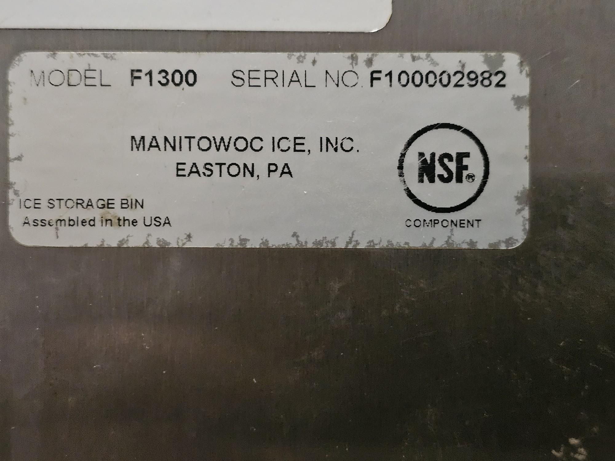 Manitowoc IY1804A3 Air Cooled Half Dice Cube Ice Machine with Manitowoc F1300 Ice Bin