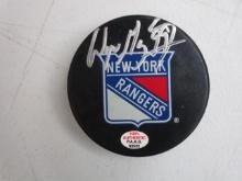 Wayne Gretzky of the NY Rangers signed autographed hockey puck PAAS COA 522
