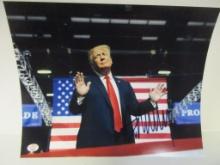 Donald Trump POTUS signed autographed 8x10 photo PAAS COA 898