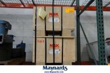 NSK Spherical Roller Bearings 260mm x 480mm x 174mm (23252CAMKC3P55W507) - New in Crate