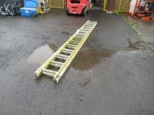 ROCK RIVER 28' FIBERGLASS EXTENSION LADDER