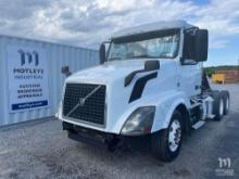 2014 Volvo Day Cab Road Tractor