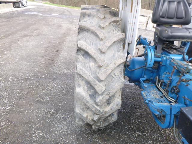 94 Ford 4630 Tractor (QEA 5123)