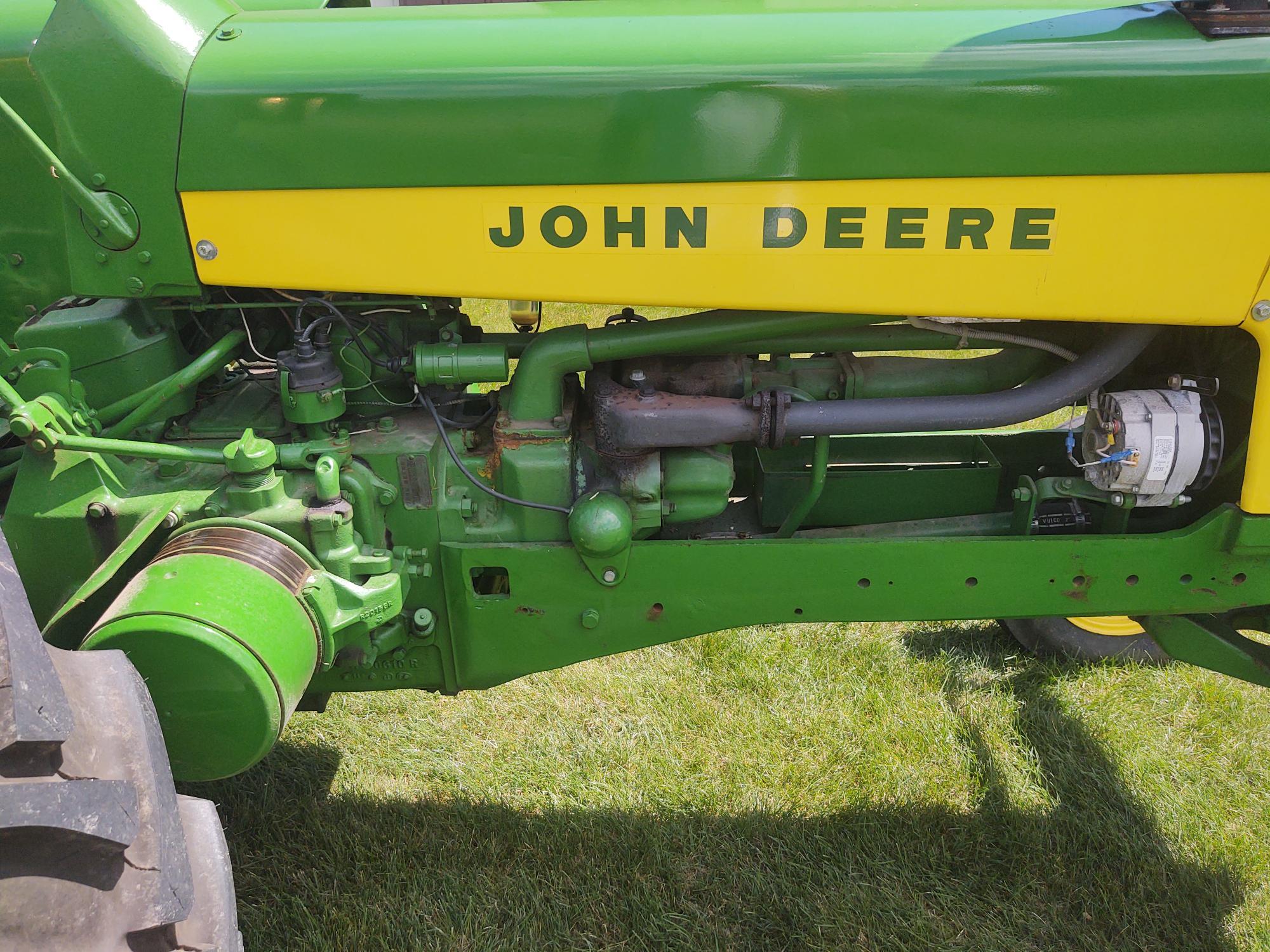 John Deere 530 Tractor (QEA 6778)
