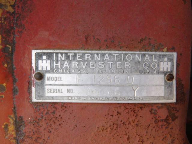 International 1256 Tractor (QEA 7650)