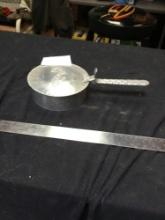 vintage hammered aluminum crumble Collector Mart