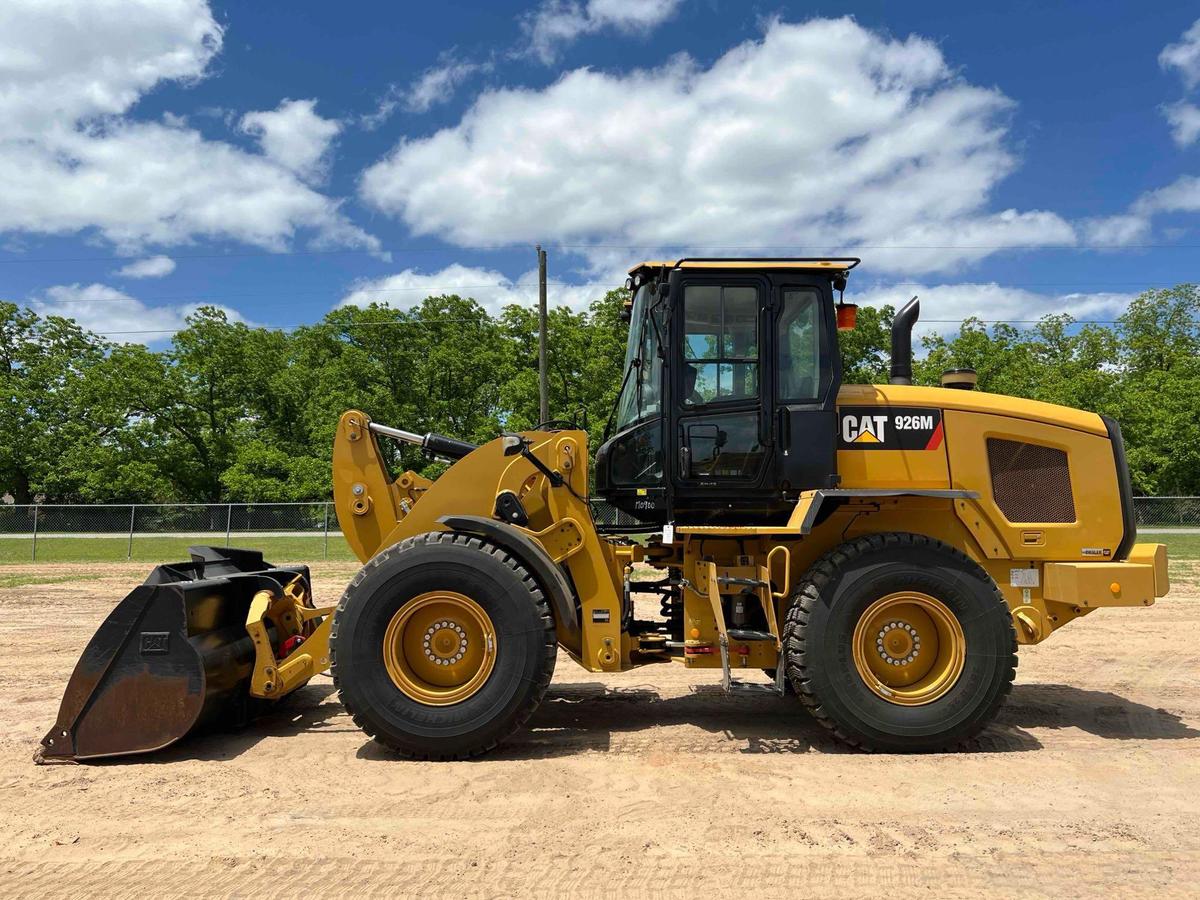 2020 CATERPILLAR 926M RUBBER TIRE LOADER