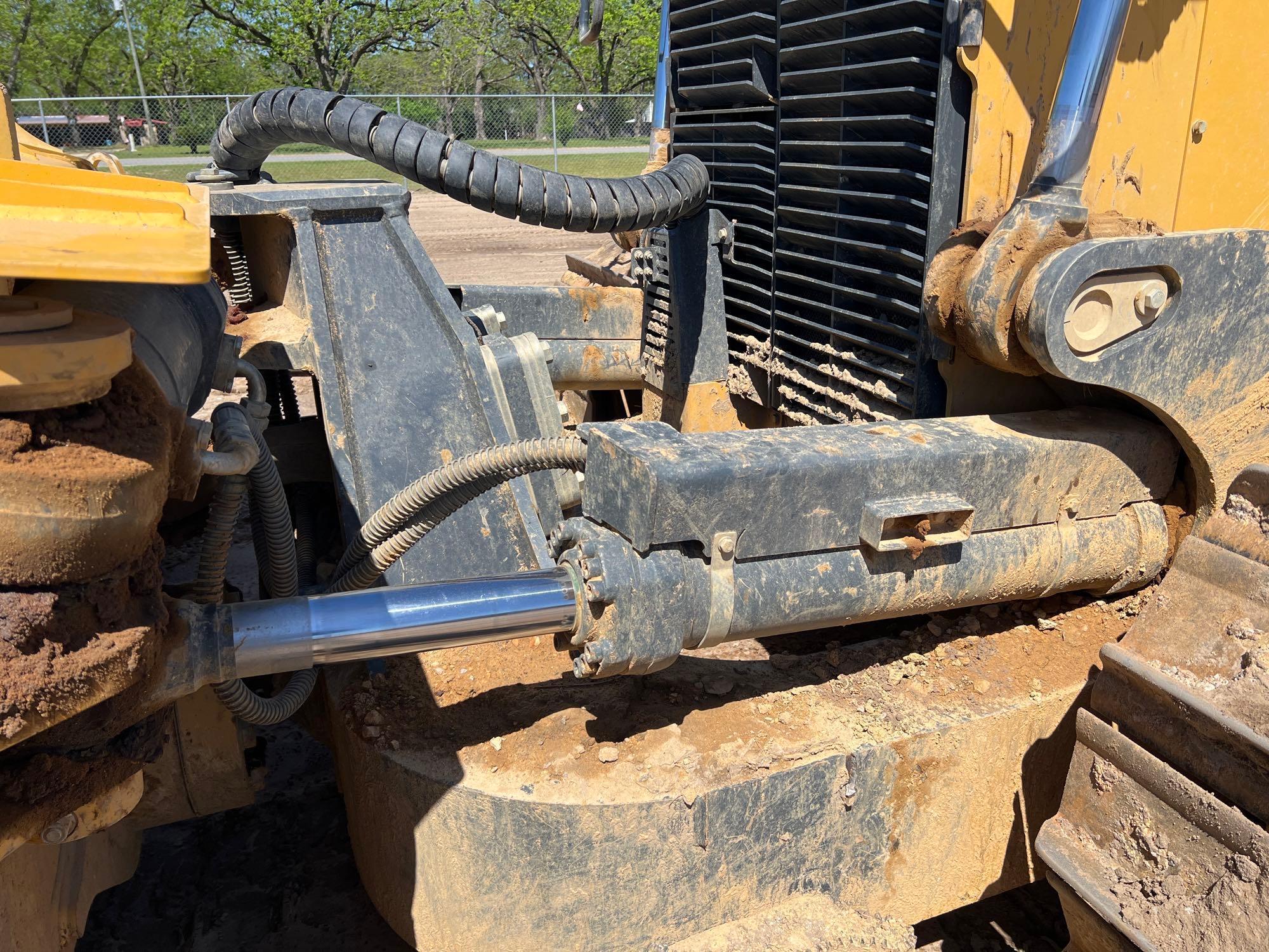 2019 JOHN DEERE 950K LGP CRAWLER DOZER