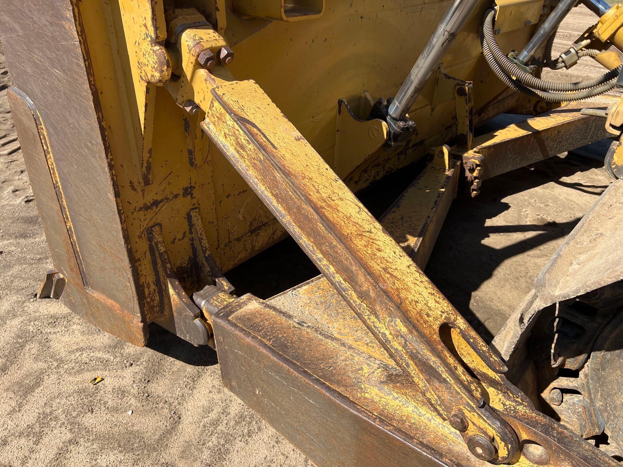 2011 CATERPILLAR D6T XL HI-TRACK CRAWLER DOZER